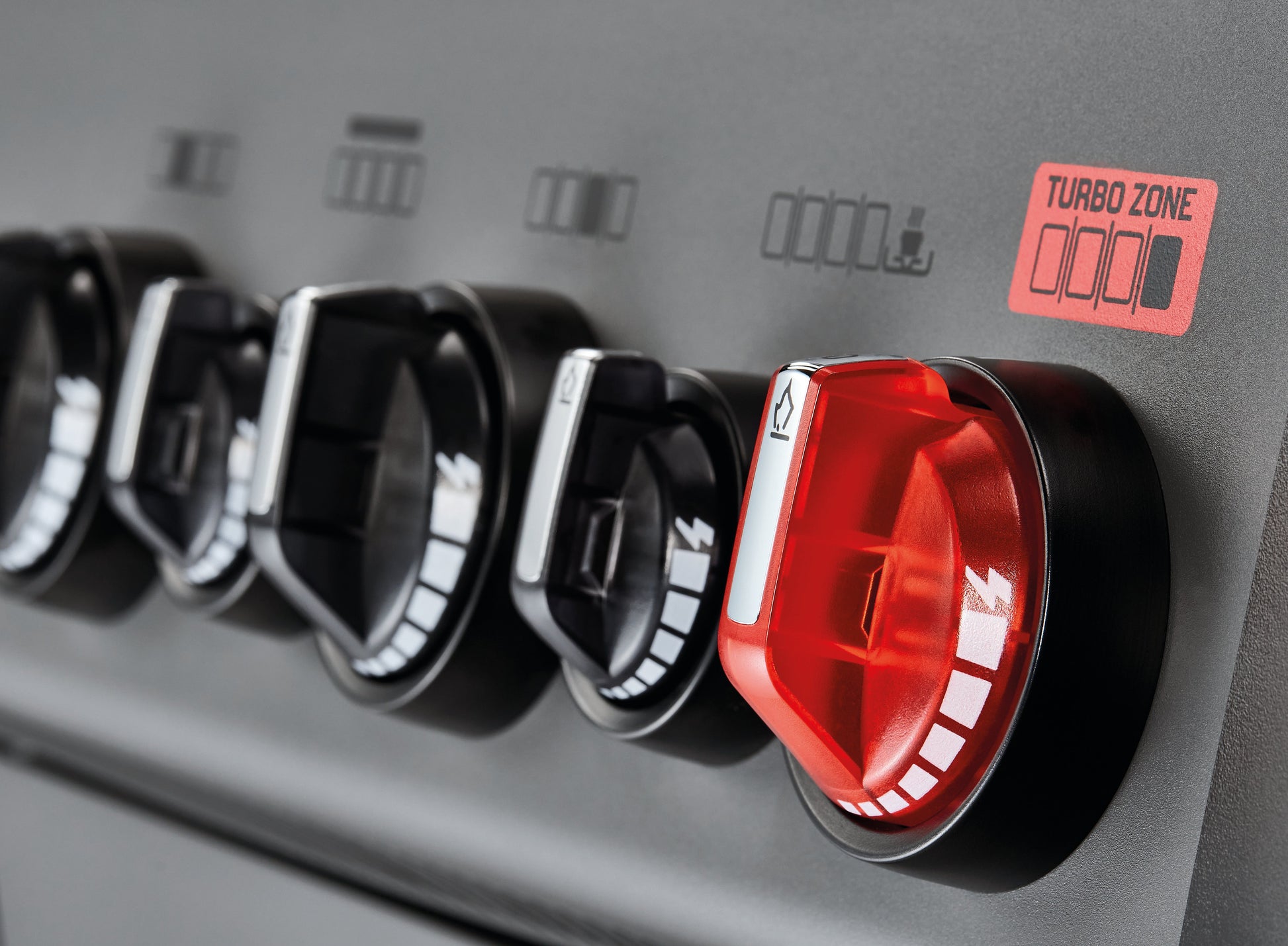 Enders Hyde 6 SIKR Turbo II: Premium 6-Burner Gas BBQ with 800°C Turbo Zone and Infrared Rotisserie