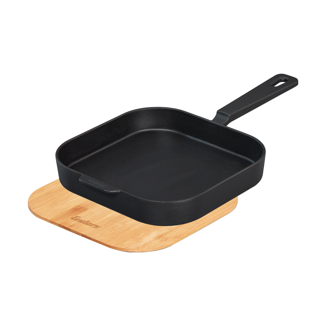 Enders Large 28cm Enameled Cast Iron Frying Pan with Bamboo Cutting Board & Trivet - Versatile Outdoor Cooking