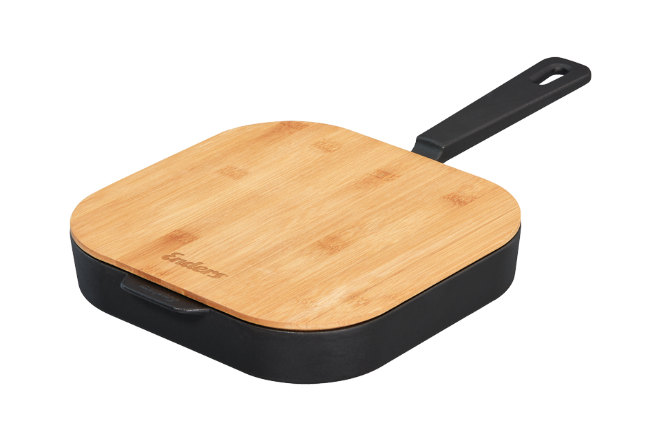 Enders Large 28cm Enameled Cast Iron Frying Pan with Bamboo Cutting Board & Trivet - Versatile Outdoor Cooking
