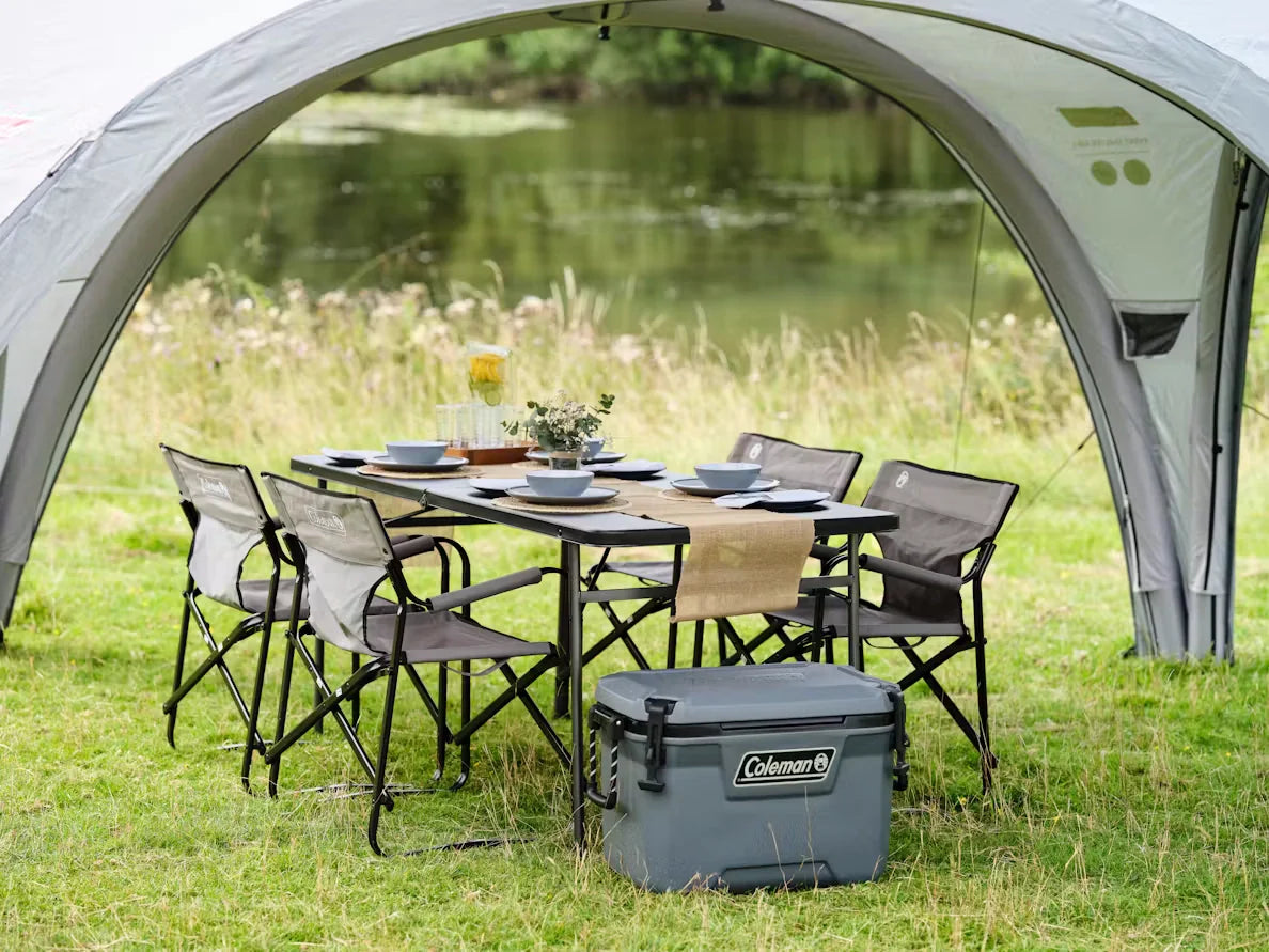 Coleman Convoy 66L/65QT Wheeled Cooler Box: Rugged, Long-Lasting Ice Retention, Portable Outdoor Storage