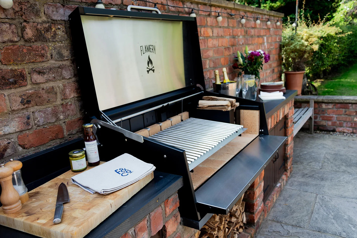 Flamery Small Asado Pro 3.1 Built-In Grill - Compact Argentinian Live-Fire Cooking