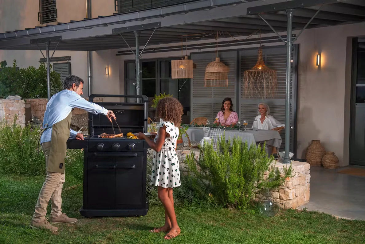 Campingaz Onyx 3-Burner Gas Barbecue with Side Burner and InstaClean® Aqua Pro