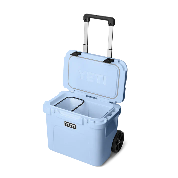 Yeti Roadie 32 Wheeled Cooler Box - Big Sky Blue - Durable & Portable