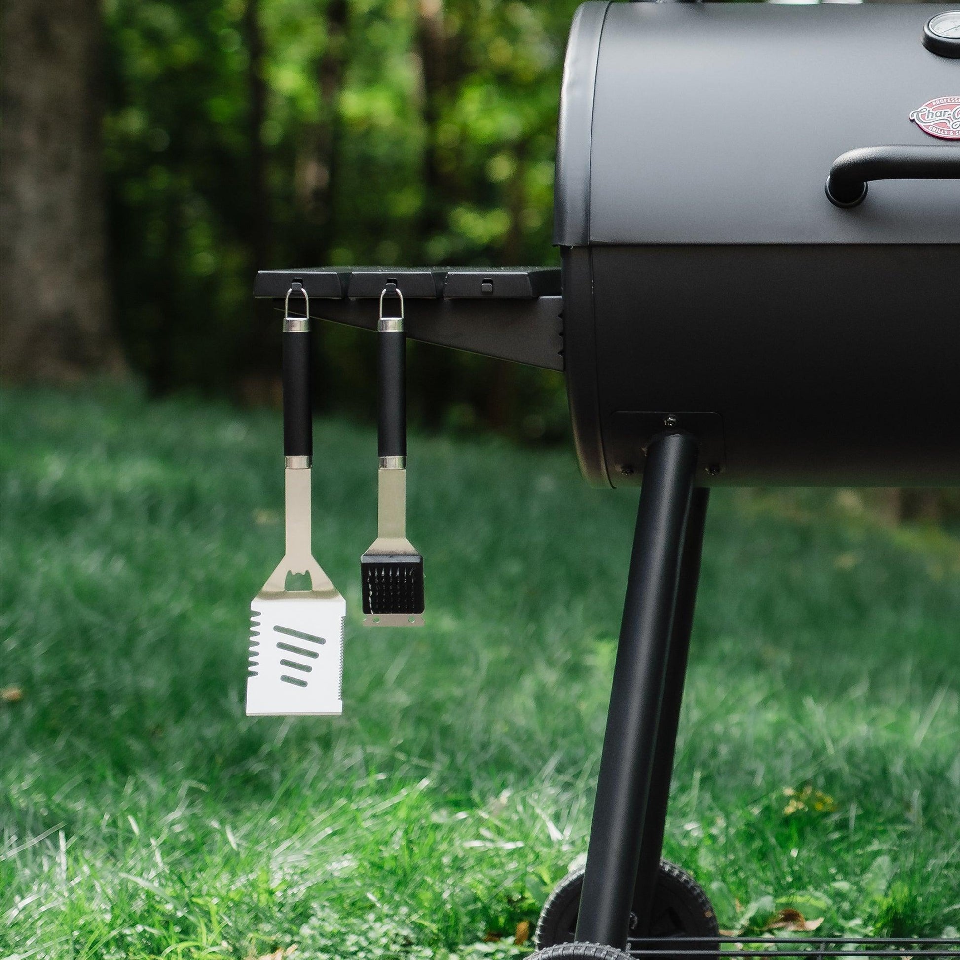 Char-Griller Smokin' Pro Barrel Grill and Offset Smoker - Perfect for Backyard BBQ Enthusiasts