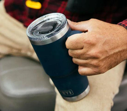 Yeti Rambler 20oz (591ml) Travel Mug with Leak-Resistant Stronghold Lid - Insulated Stainless Steel Tumbler for Hot & Cold Drinks